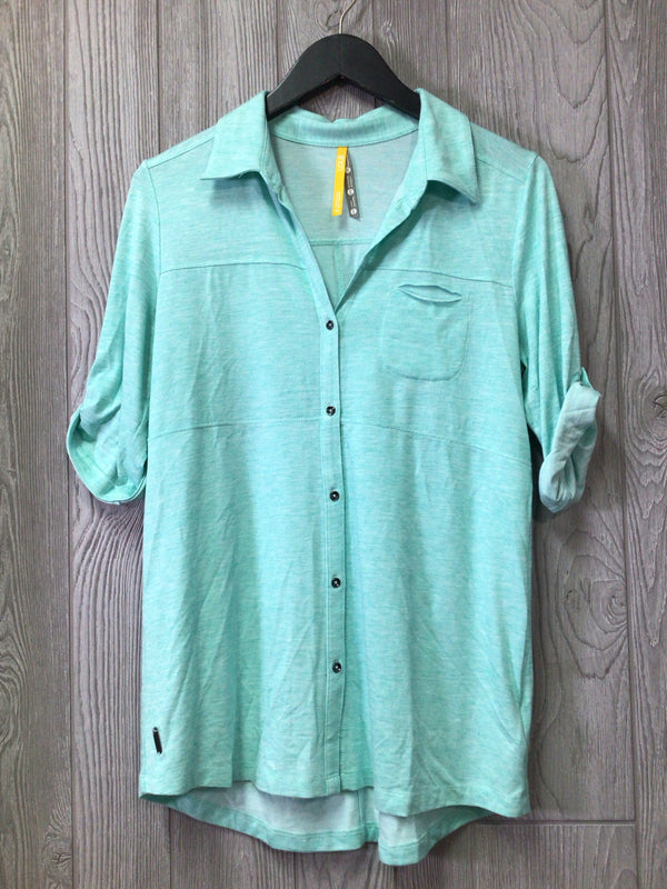 LOLE T-shirt Size Medium